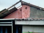 Rumah Warga Ciampe Rusak Hujan di Ciampea, Hujan di Bogor, Hujan Deras, Rumah Warga, Rumah Rusak