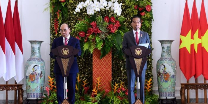 jokowi vietnam