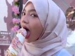 Selebgram Oklin Fia Video Kontroversi, Oklin Fia, Jilat Es Krim, Instagram