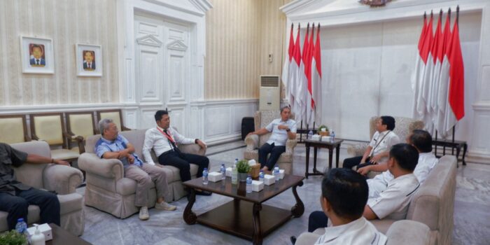 Aplikasi, Jendela Tinggal, Talas Bogor
