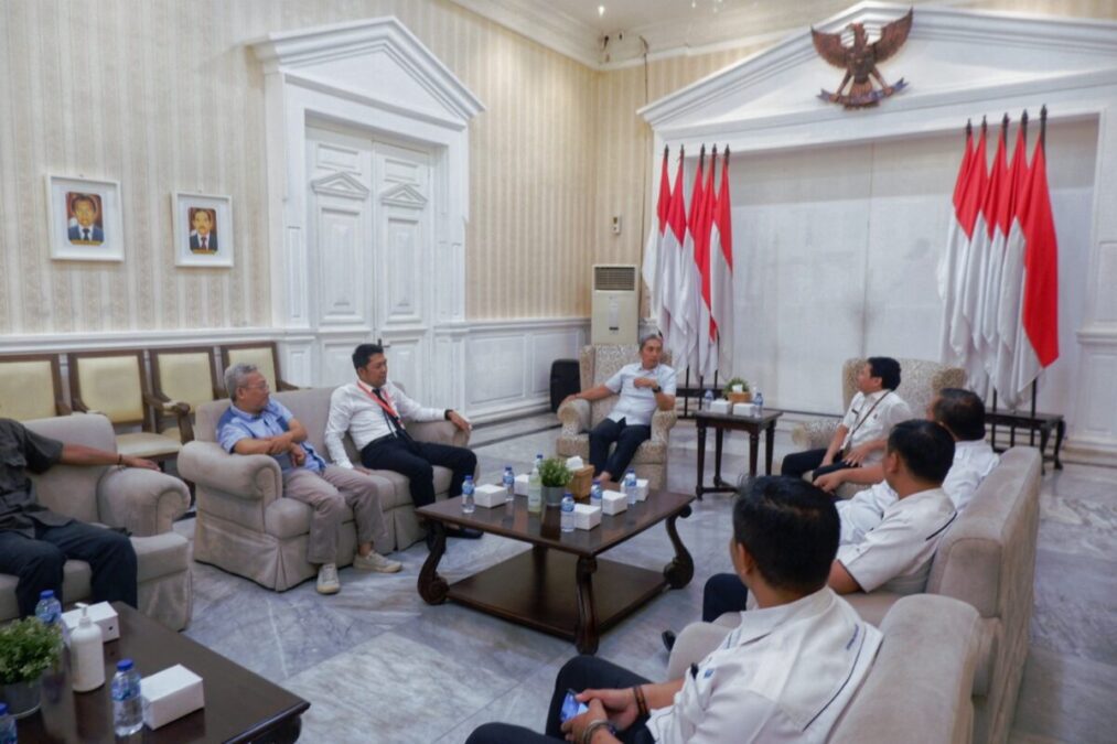 Aplikasi, Jendela Tinggal, Talas Bogor