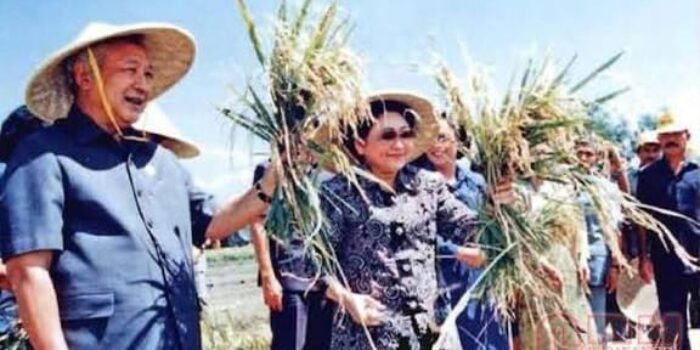 Presiden Soeharto Presiden Soeharto