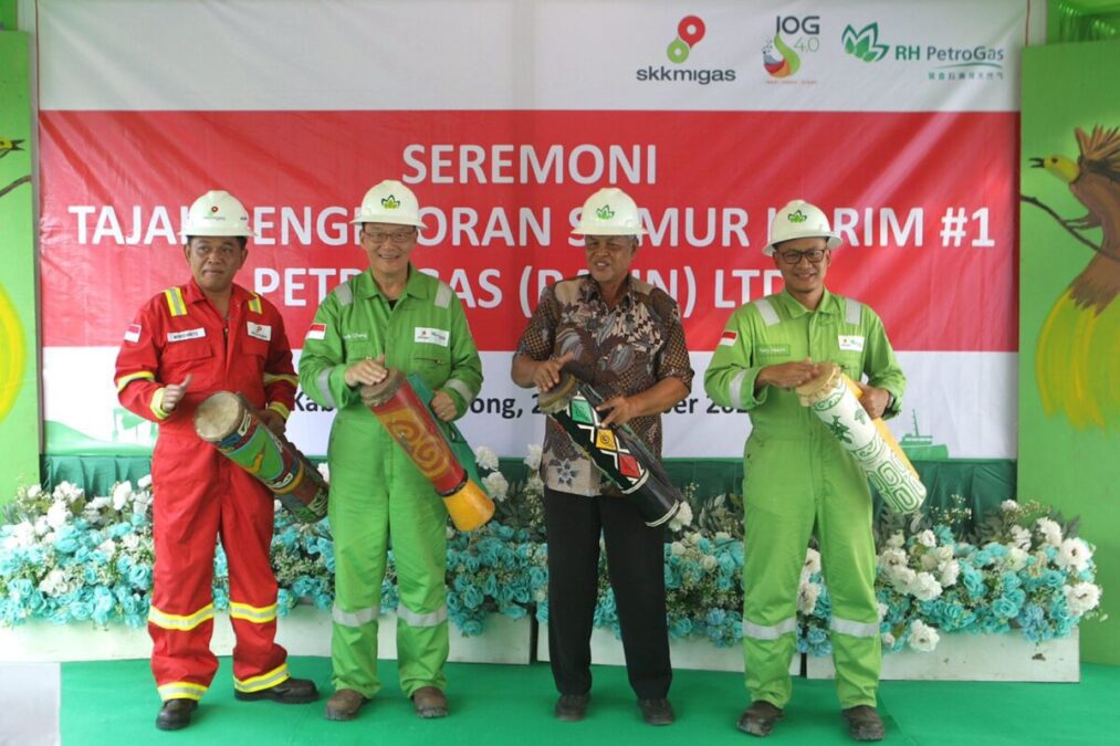 SKK Migas, Petrogas, Wakil Bupati Sorong, Ahmad Sutedjo